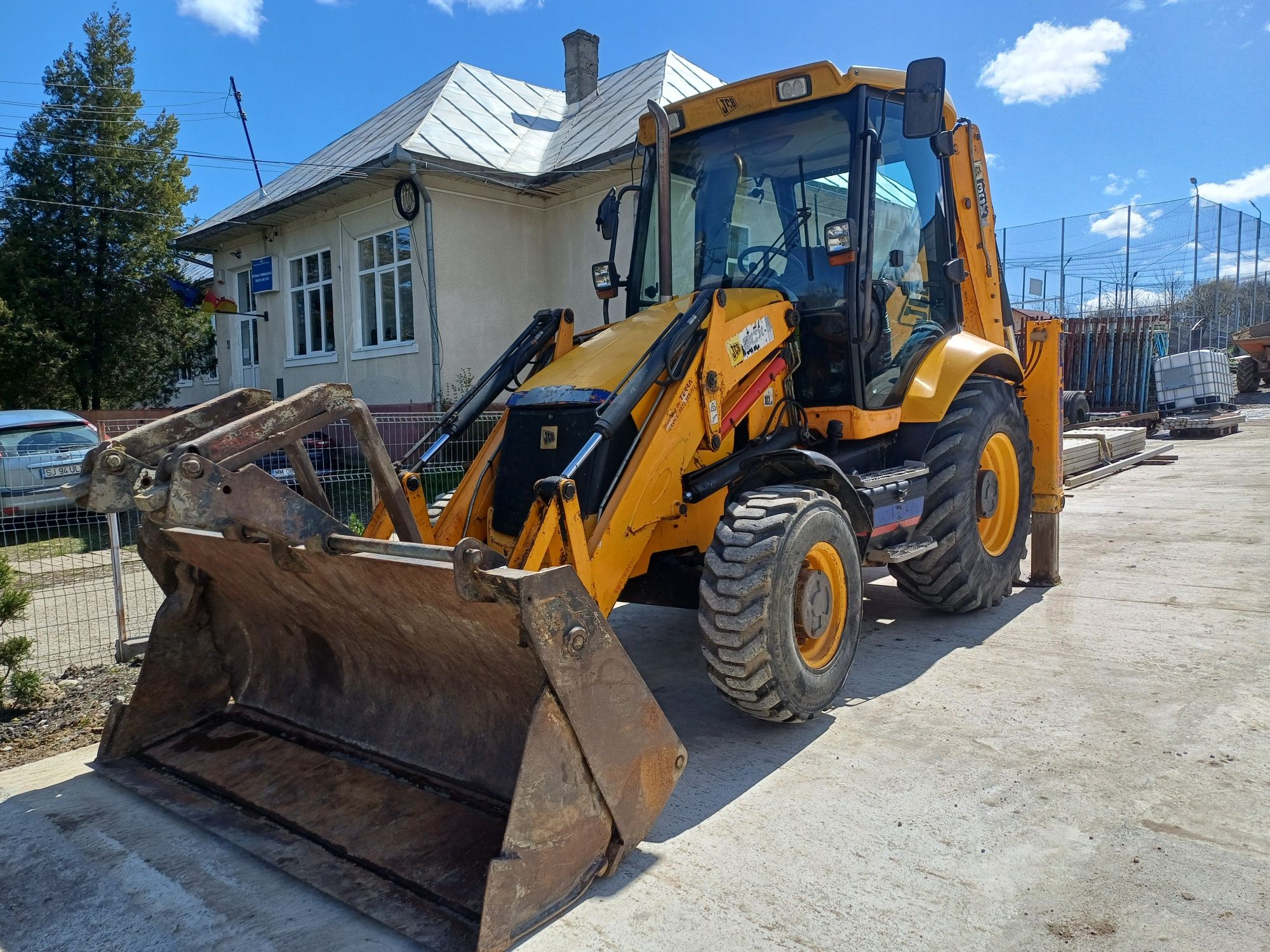 Buldoexcavator jcb 3cx