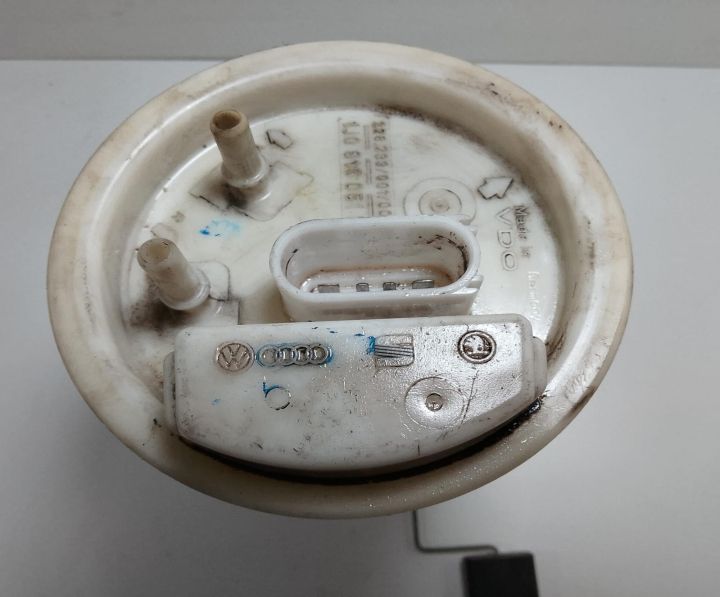 Pompa combustibil 1J0919051H Volkswagen VW Bora prima generatie seria