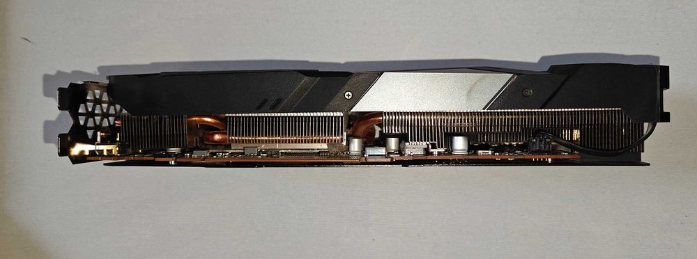 Gigabyte AMD Radeon RX 5700 XT AORUS 8192MB 256bit GDDR6 в кутия