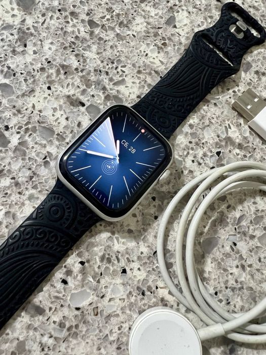 Apple Watch SE 44 MM
