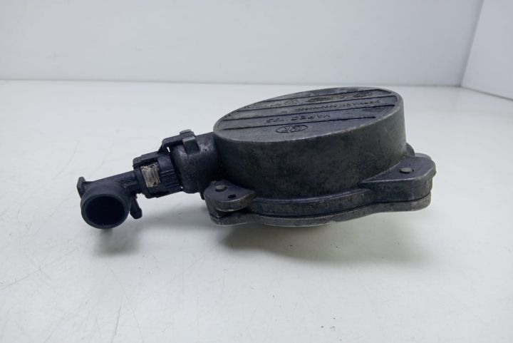 Pompa vacuum   8200102535 Renault Laguna a 2-a generatie