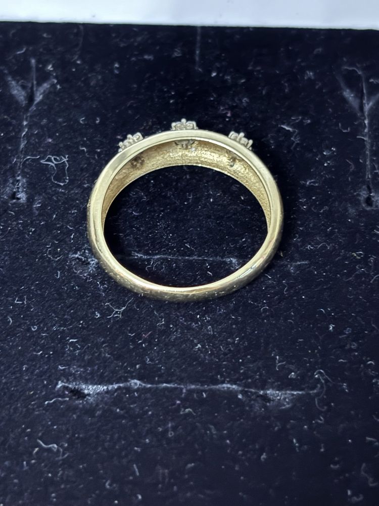 Кольцо желтое золото 2,12 гр 18 размер