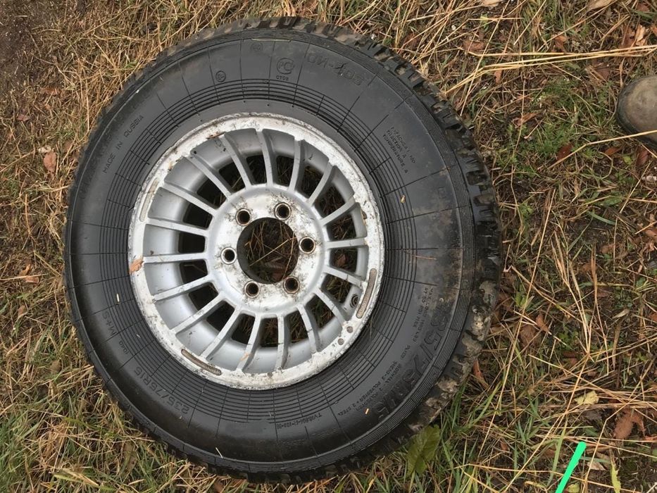 Продается колесо с диском на тойота лендкрузер