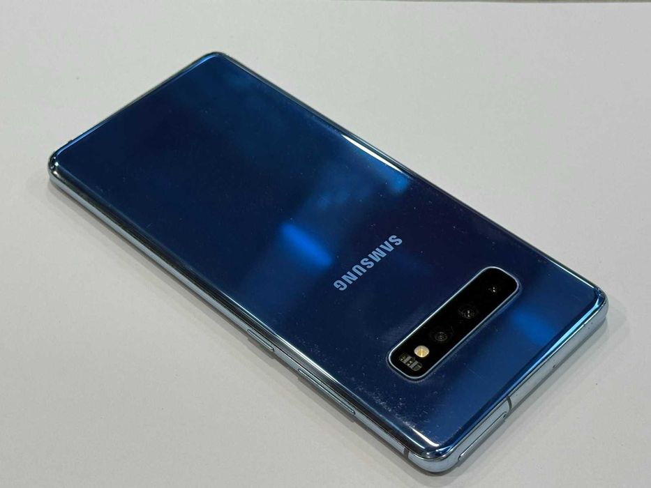 Samsung Galaxy S10+ 128GB / 8GB RAM