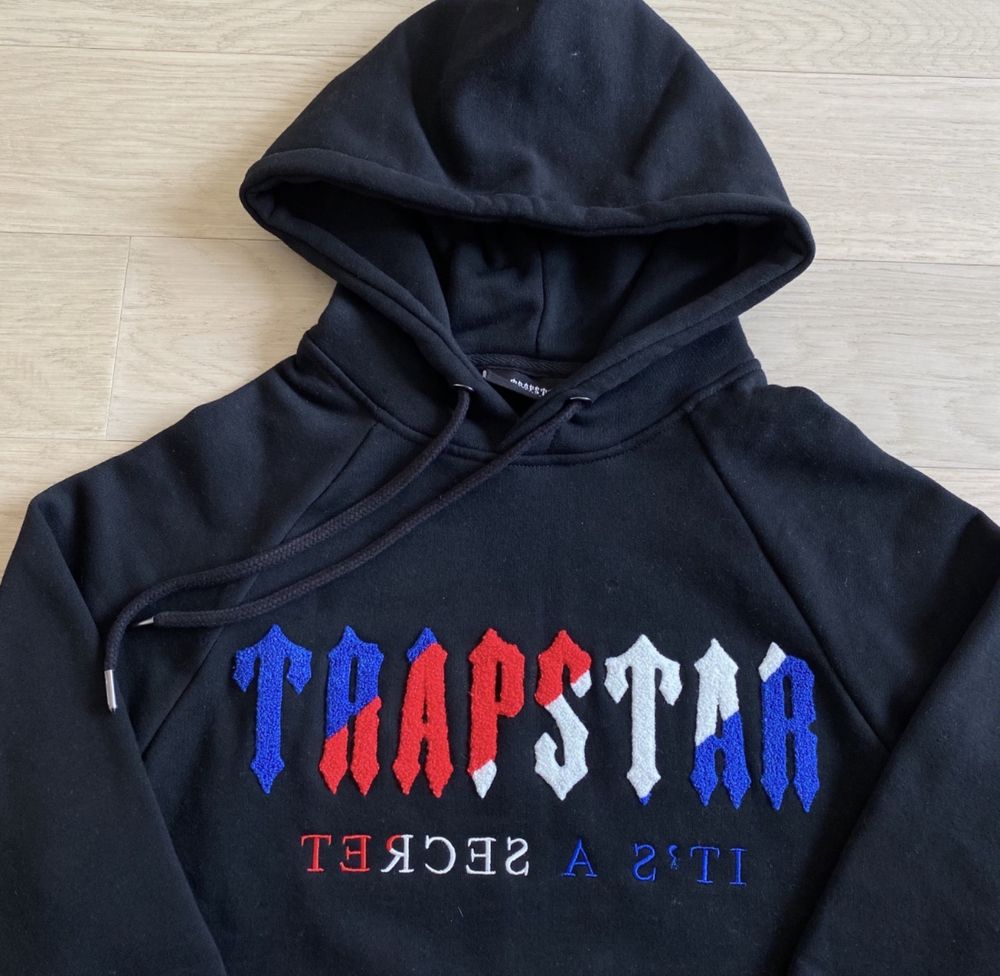 Trapsrar екип/ Trapstar tracksuit