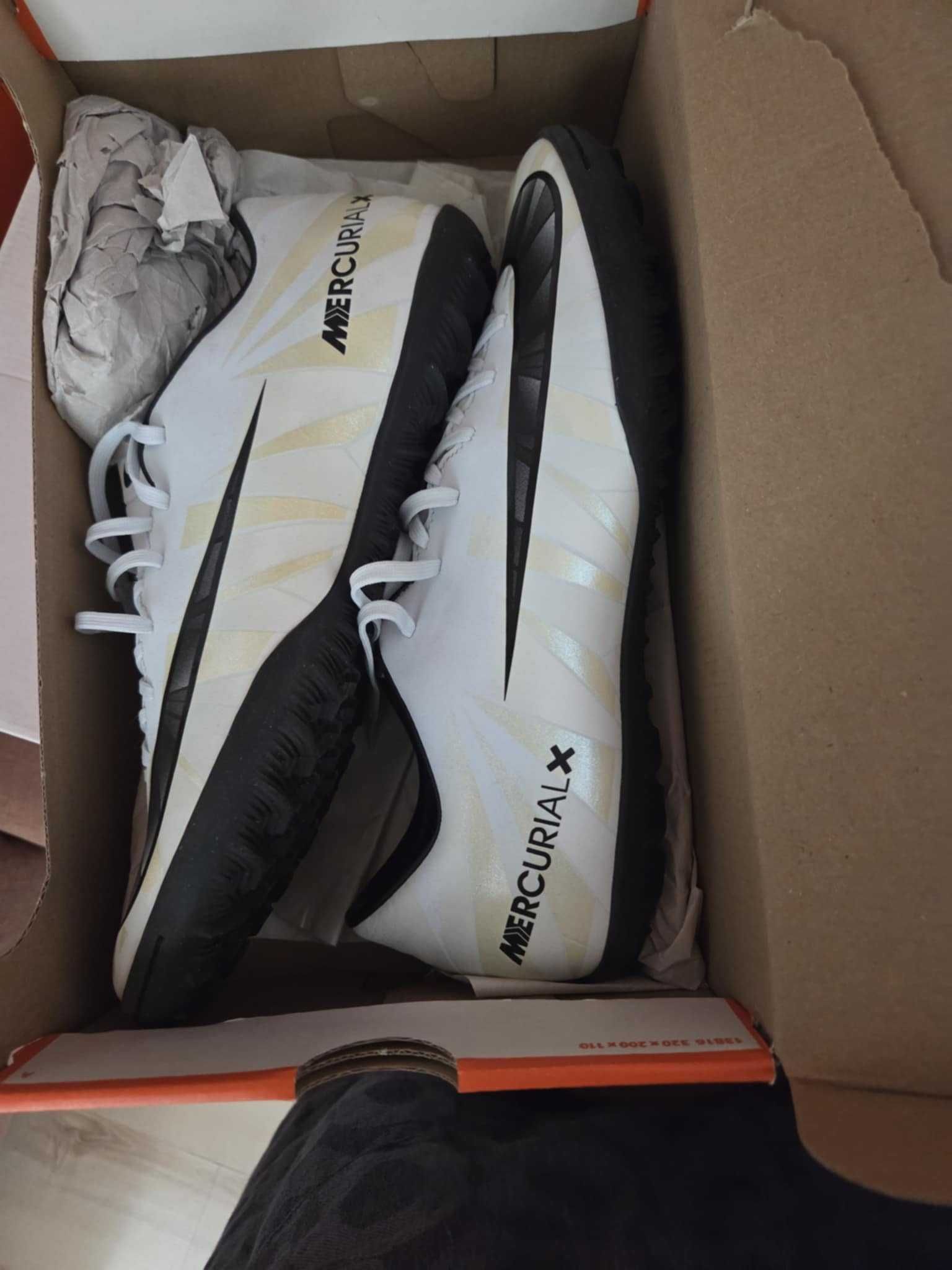 футболни обувки outdoor, Nike