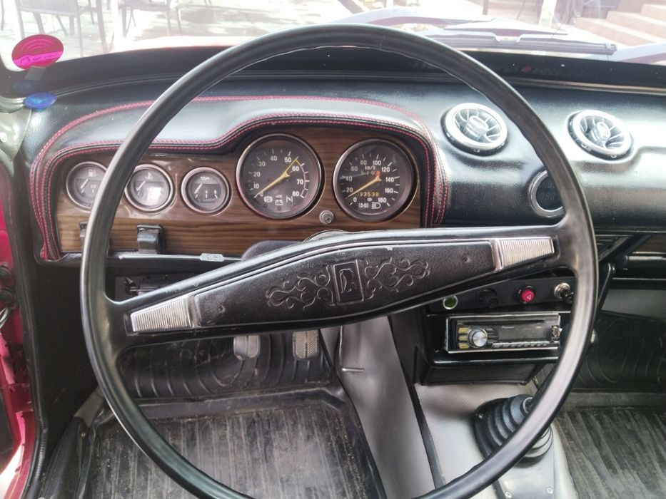 Срочна сотилади ВАЗ2106