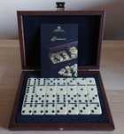 Manopoulos Set Joc De Domino In  Cutie Lucrata Manual Din Lemn De Nuc