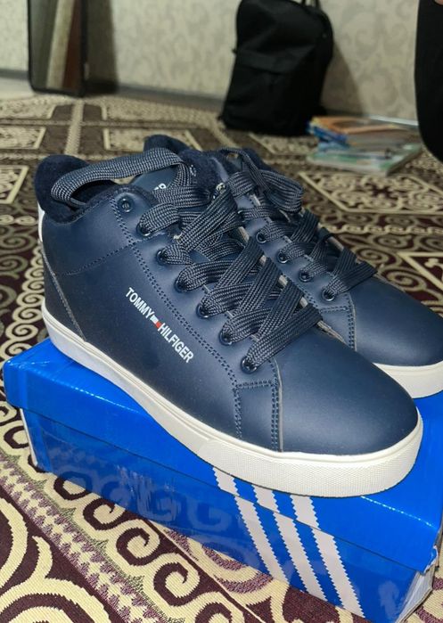 Мужской кросовка