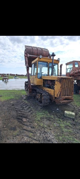 Продам трактор ДТ-75