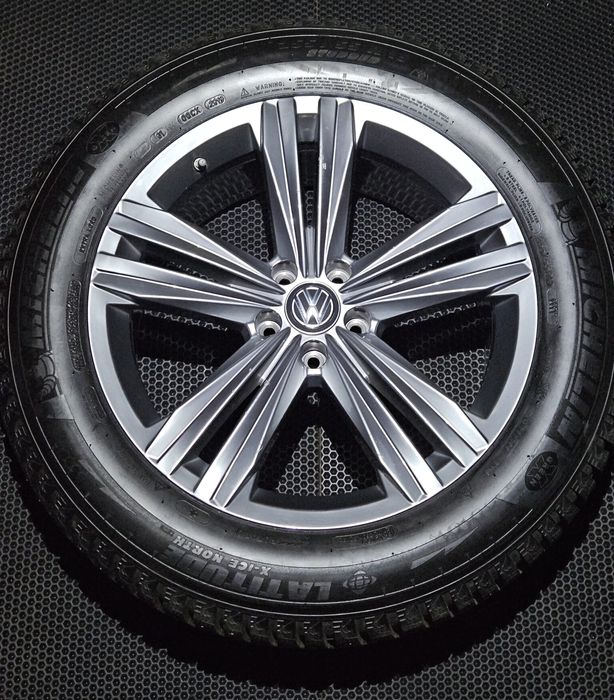 Колёса на Volkswagen Touareg 3 r19 5x112 ОРИГИНАЛ