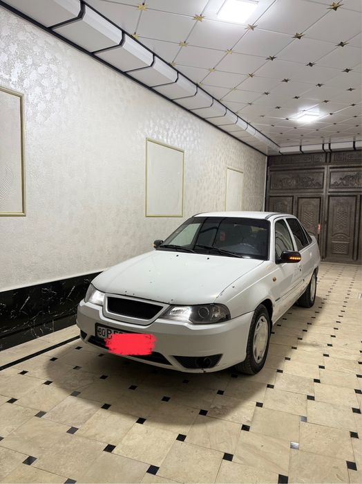 Nexia-2 DOHC 1.6 sotiladi. Lux konditsioner.