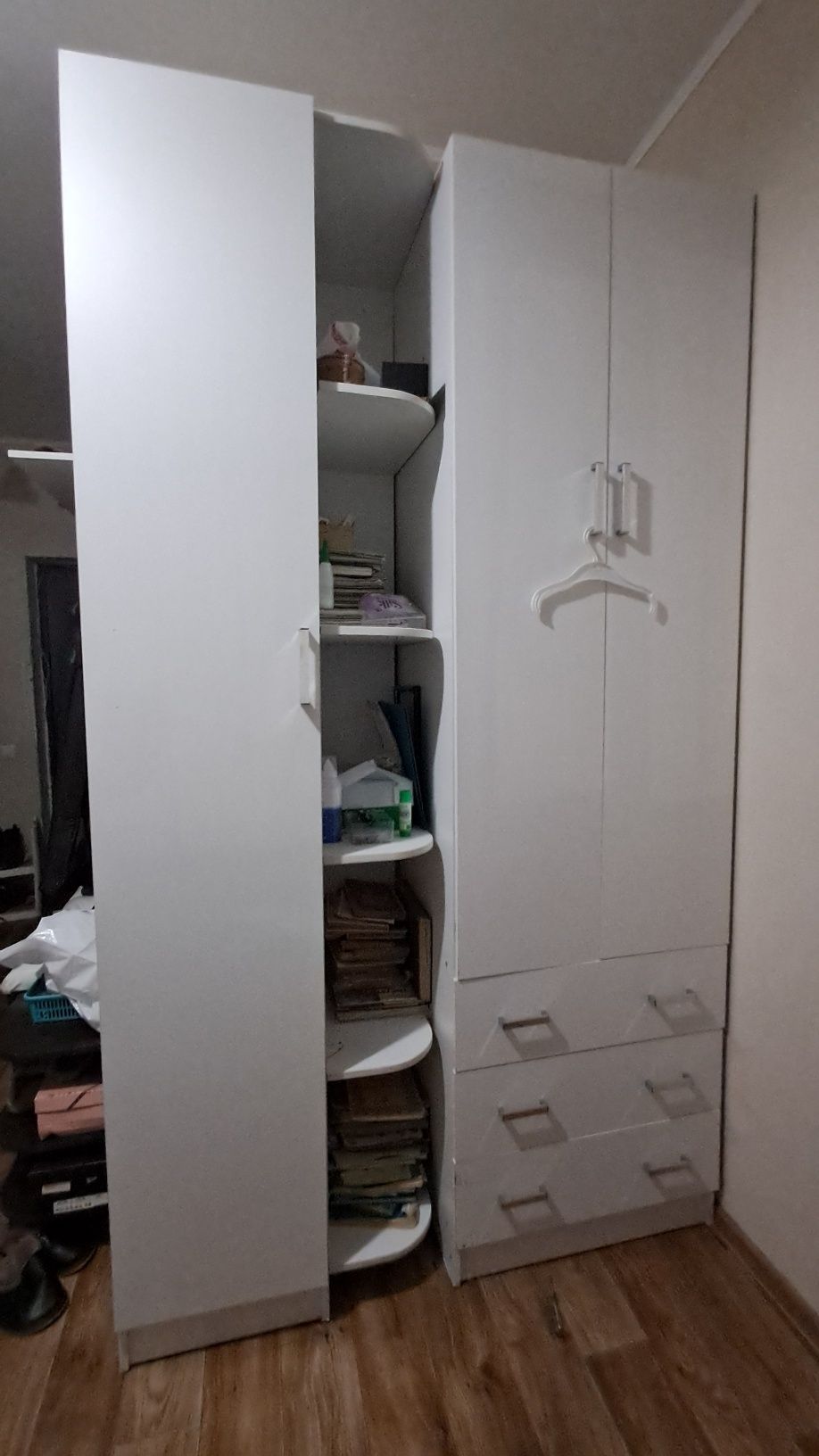 Продам шкафы в хорошем состояний