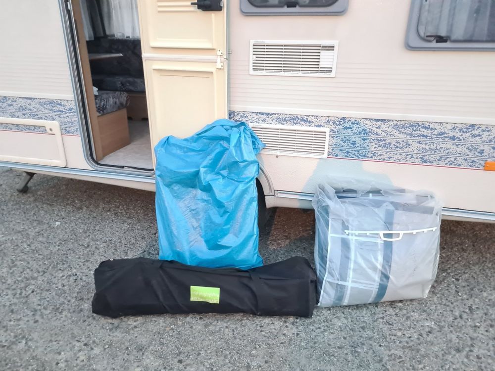 Продава се каравана Adria Unica 431