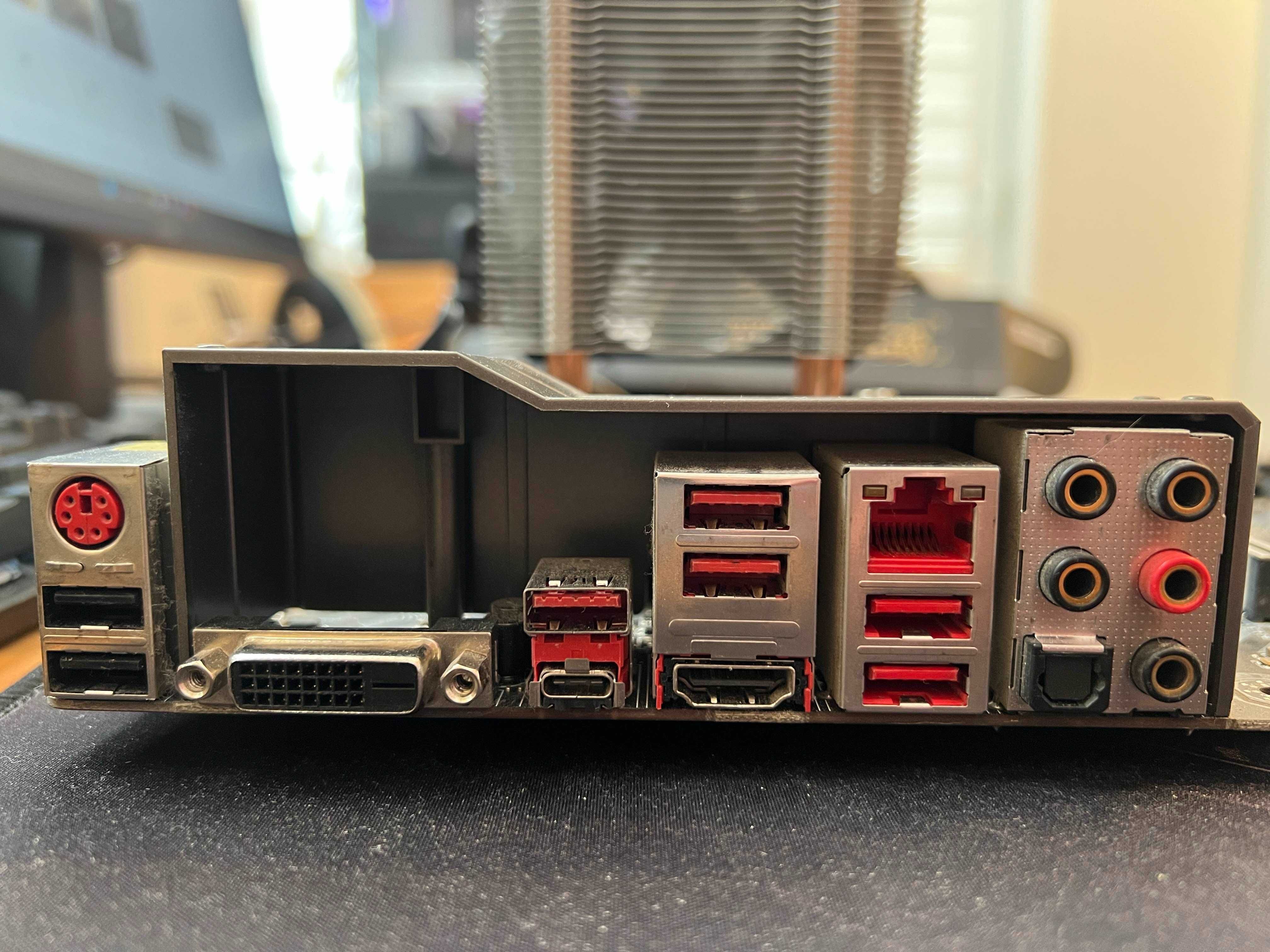 Дънна платка/Motherboard MSI Z370 TOMAHAWK с Intel Core i5-9400