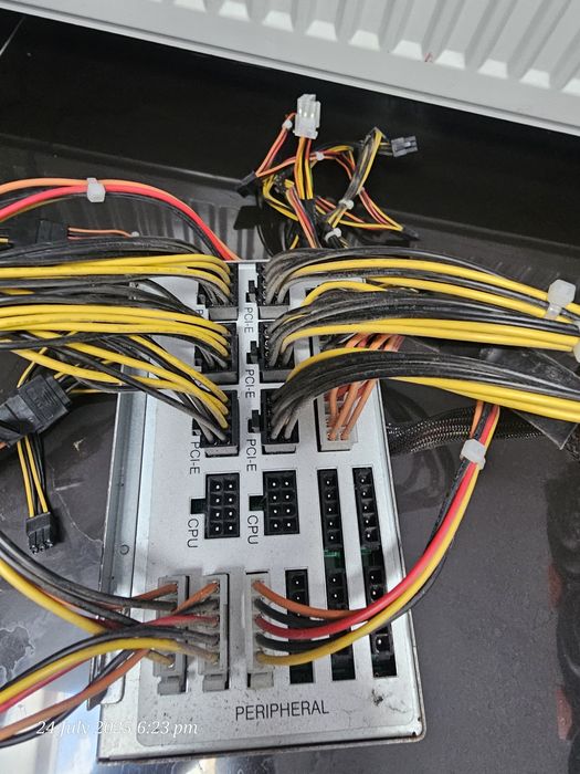 Sursă server 1200W FSP 80+ Gold (Model: FSP1200-50AAG)