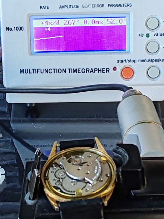 Ceas Kered Int Manuala Funcționează excelent!