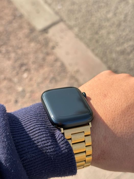 Apple Watch Series 8 (45mm) тёмно-синий цвет (to‘q ko‘k rang)