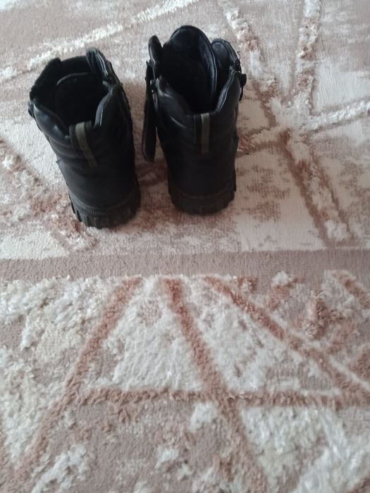 Етік сатылады. Етік