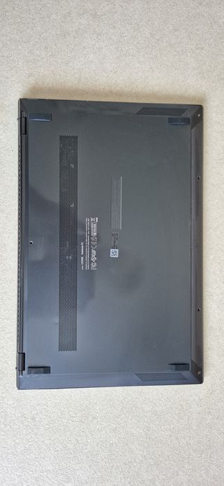 Dezmembrez/vand laptop Asus Zenbook UX325e I7 generatia 13