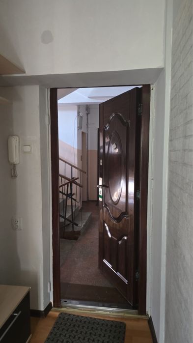 Металлическая дверь левая