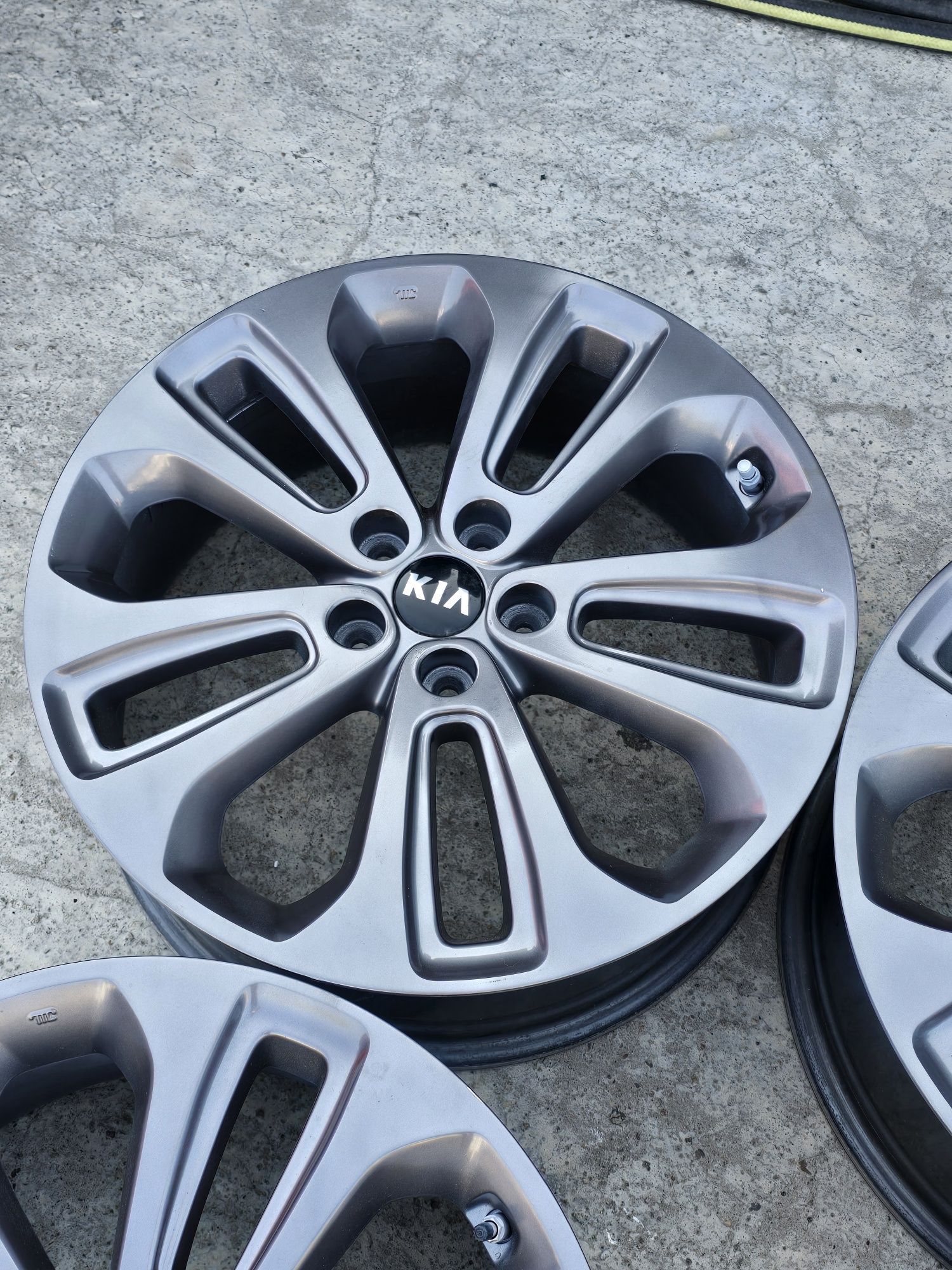 Джанти 19 / 5х114,3 - Kia 5x114,3