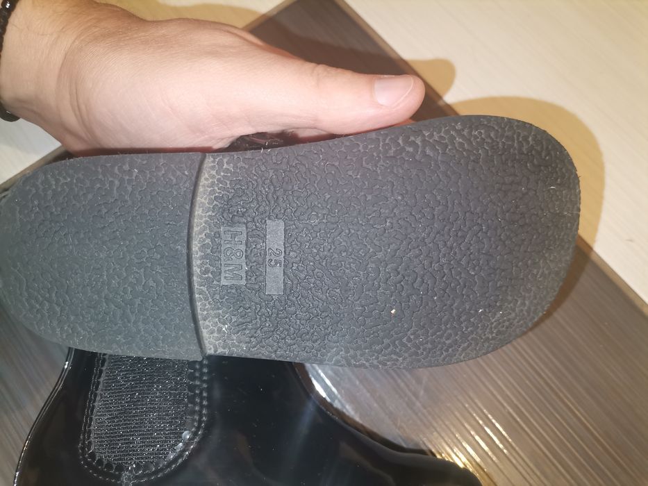 Ghete Chelsea H&M piele lacuita