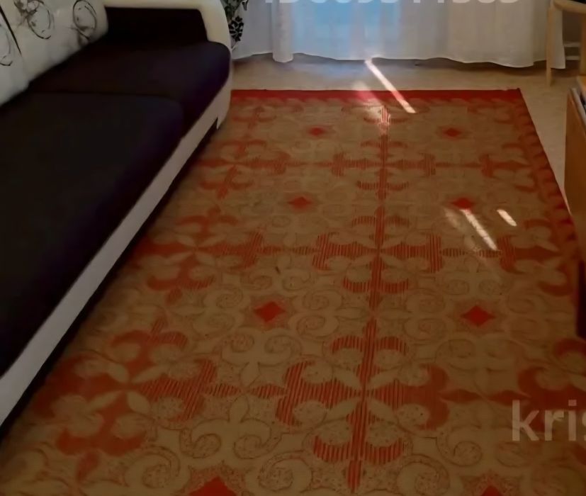 Продам добротный и очень плотный палас ковер