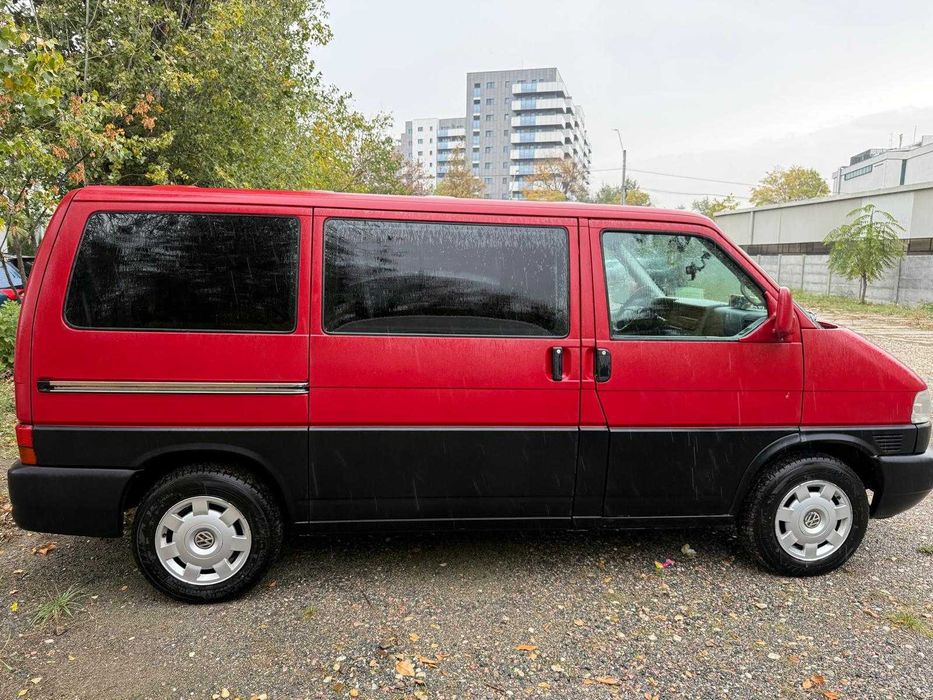 Volkswagen T4 Multivan - 2.5 TDI ACV 102 CP IMPECABIL