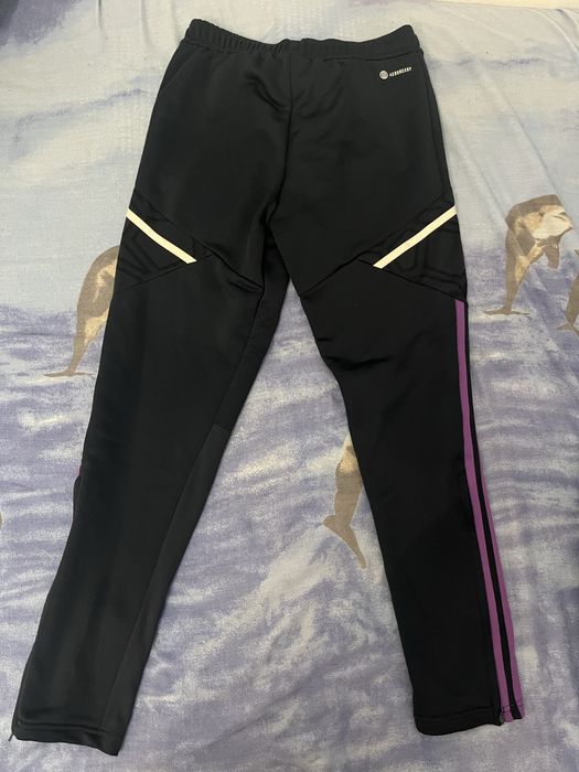 Pantaloni scurți și pantaloni lungi de fotbal