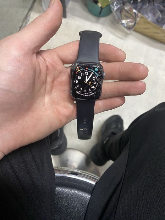 Apple watch series 4 продам срочно 40 мм в Шымкенте