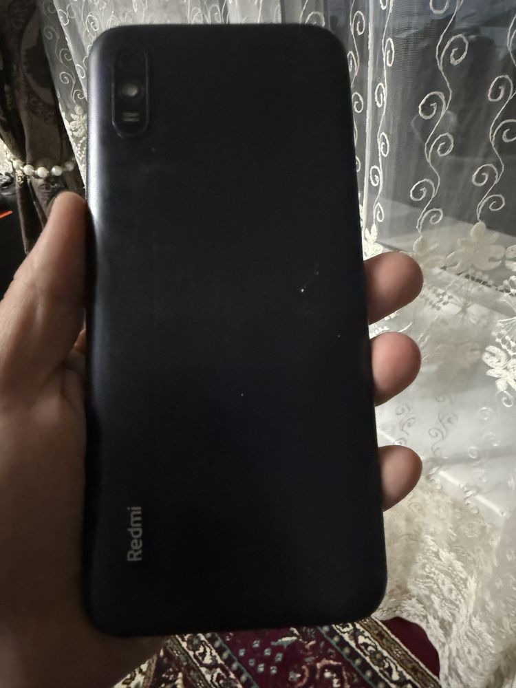 Redmi sotiladi  500000