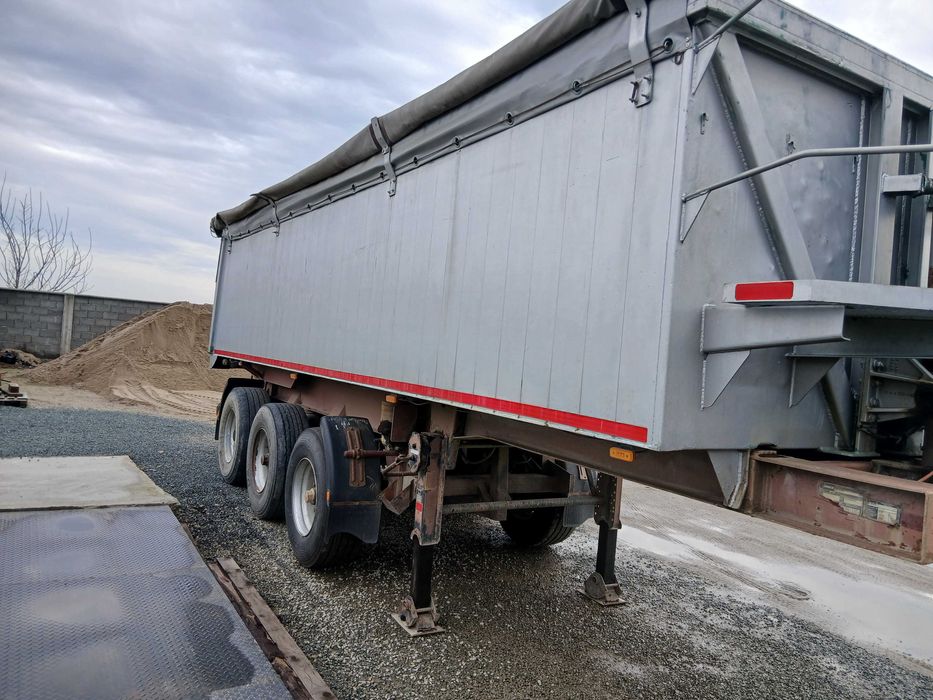 Semiremorca basculabila Langendorf