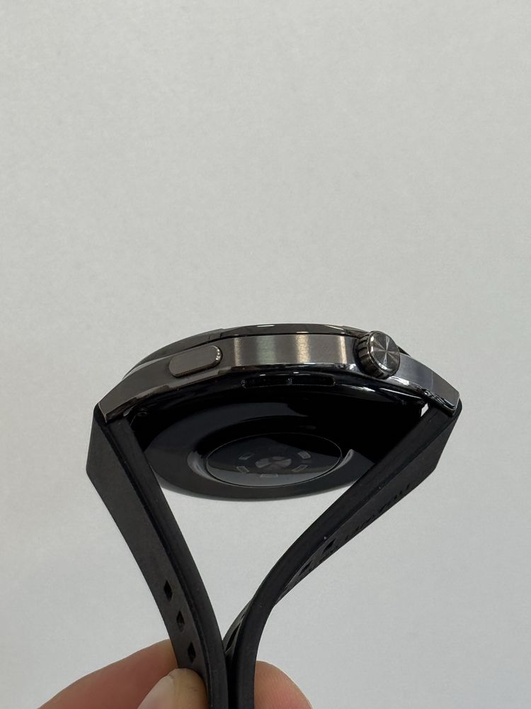 Продавам Huawei Watch GT5 гаранция