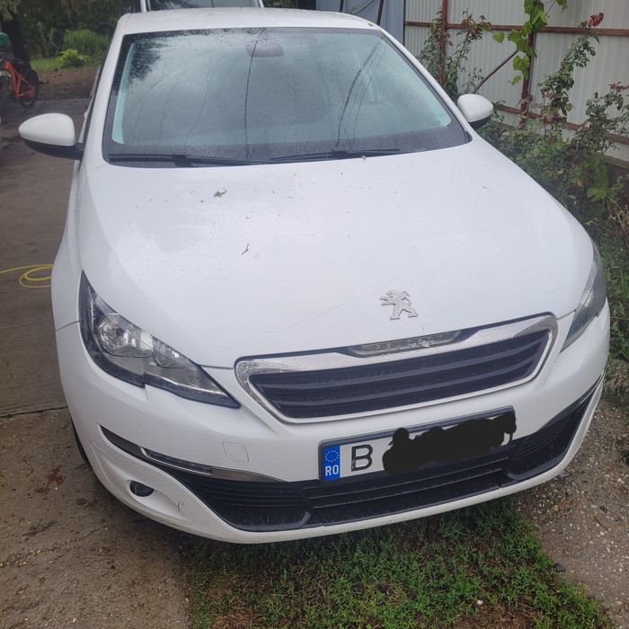 Peugeot 308 blue hdi