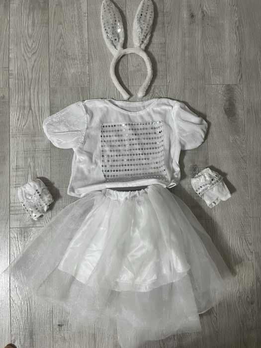 Продам костюм зайки