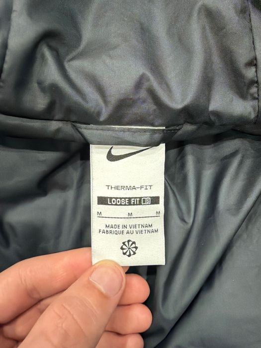 Мъжко зимно яке Nike