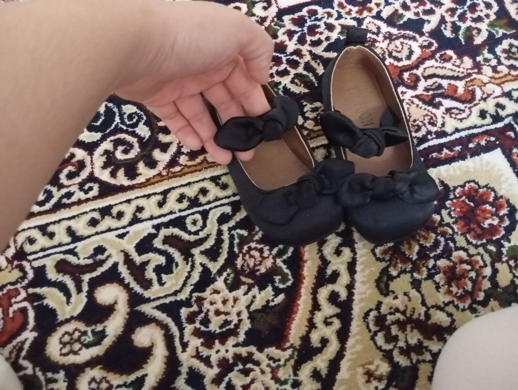 Bolalar oyoq kiyimi