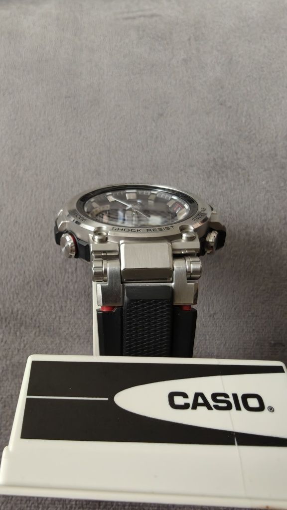 Casio G-Shock MTG-B1000-1AER