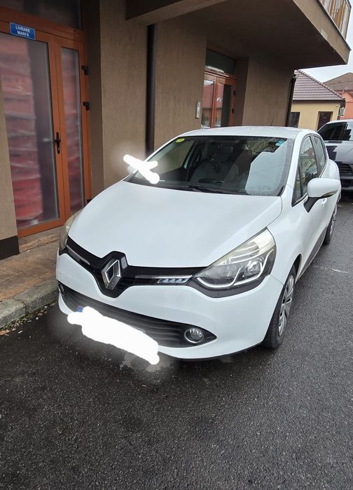 Vand masina Renault Clio 4