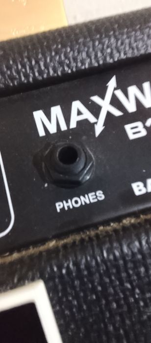 Vand si schimb detali la tel