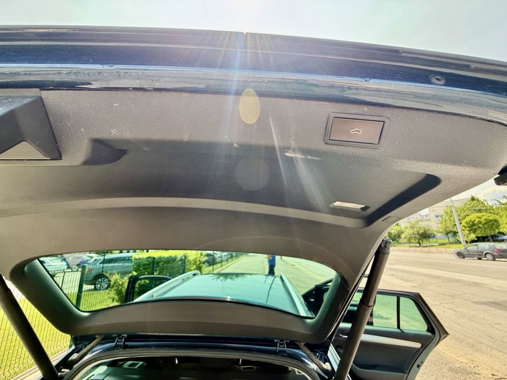 Skoda Superb navi