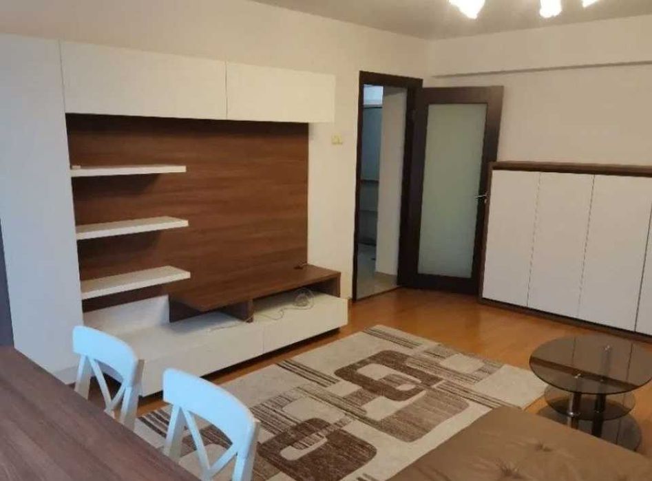 Дава се под наем Тристаен апартамент в Пловдив, Каменица 1 - 81 кв.м за 183.6 € - Снимка #1