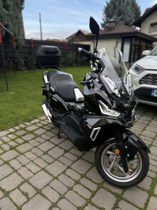 Sym ADX 125 fabricatie 2024