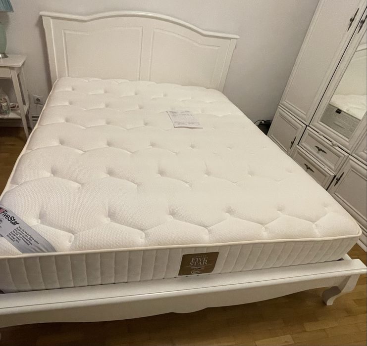 Pat  Fabian Lemn Masiv + Saltea Serta 5 Stars Mobexpert ca noi!160/200