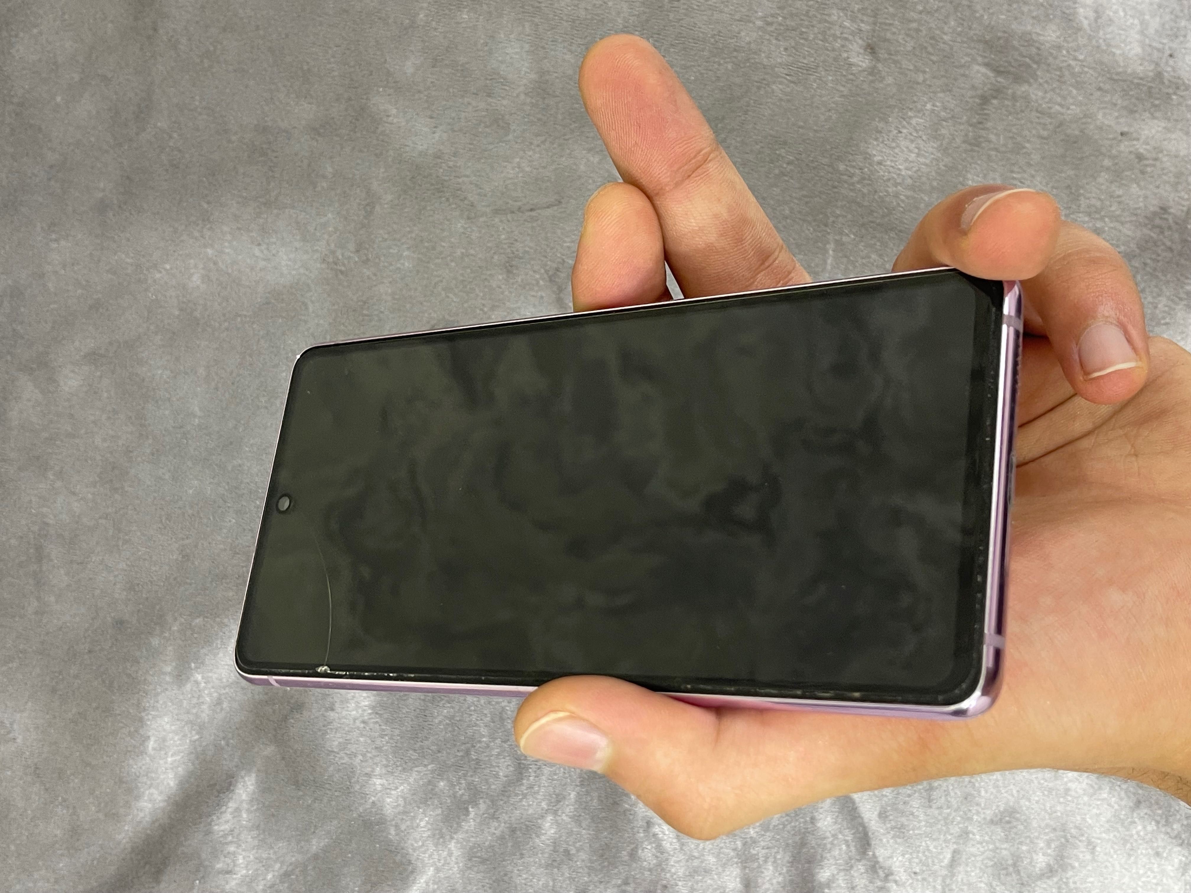 Samsung s20 fe ideal