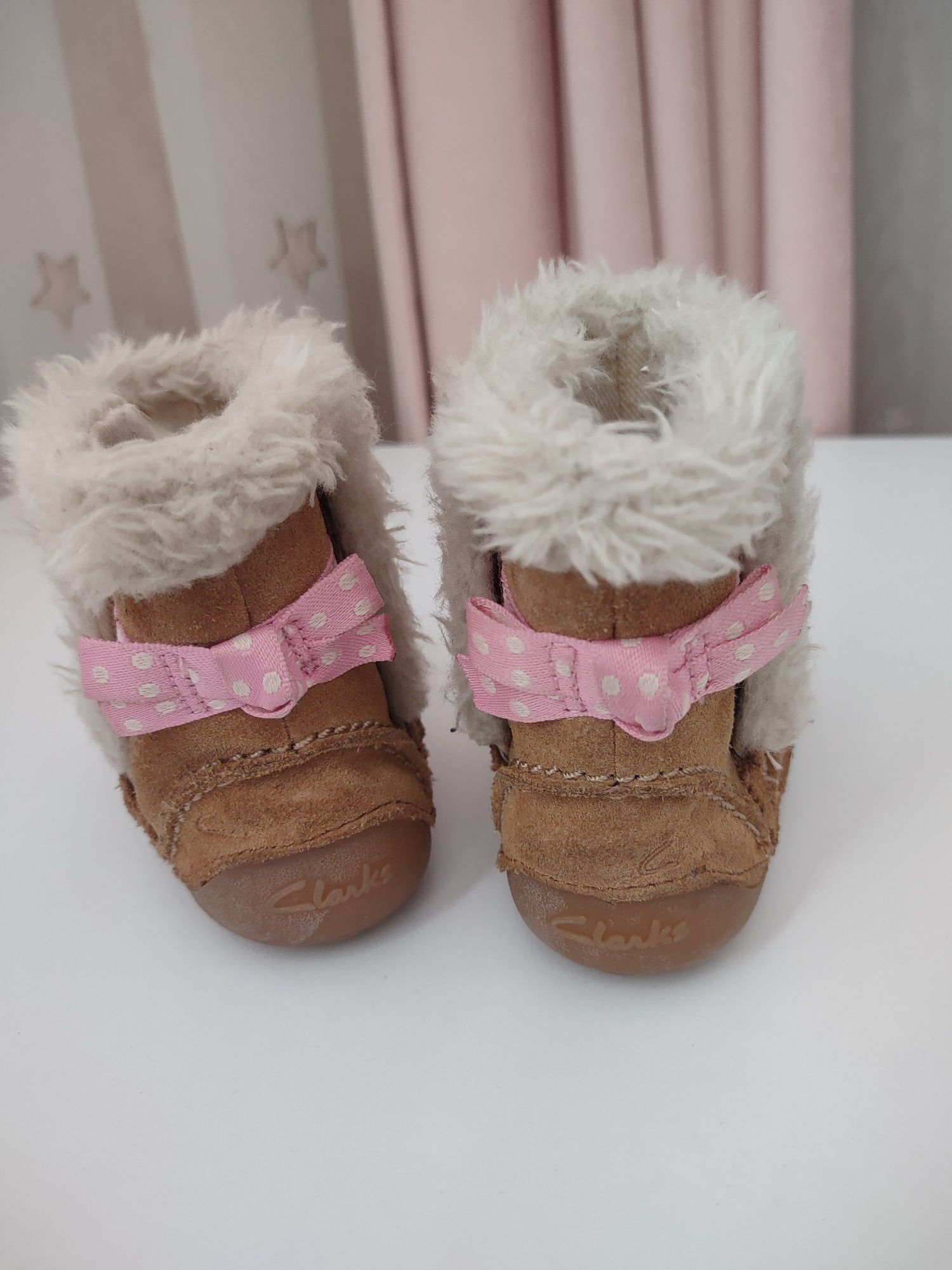 Детски боти clarks first shoes