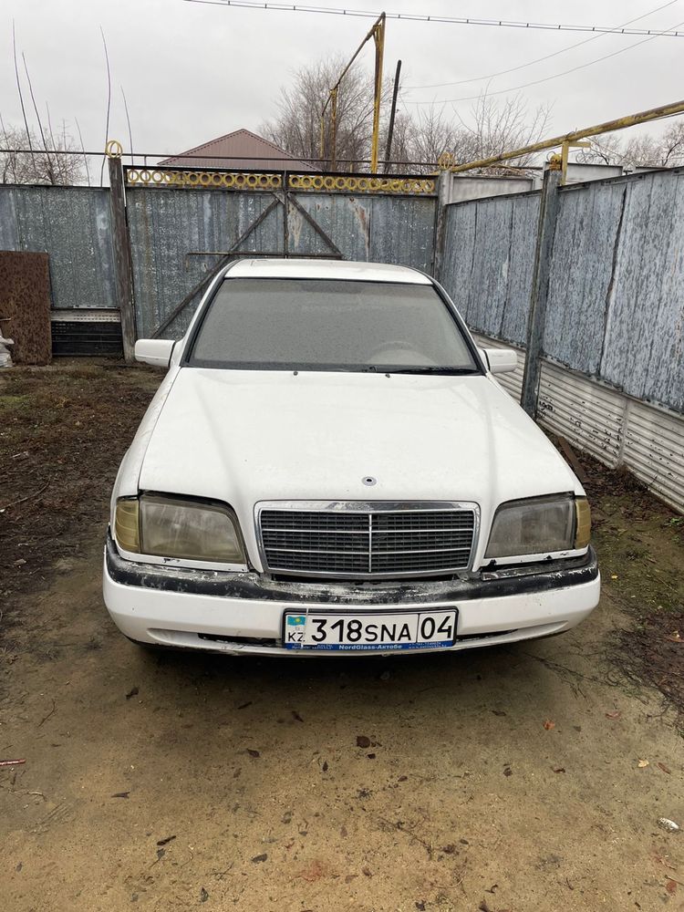 Продам Мерс с220