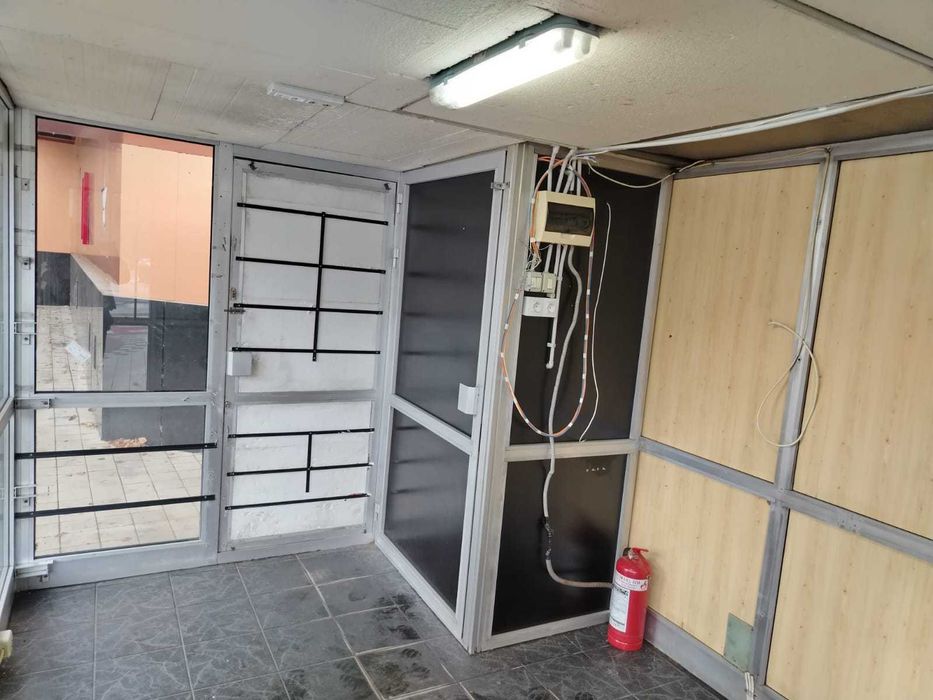 Închiriez/vând teren 18mp + chioșc 12mp, ultracentral, ideal NON-STOP!