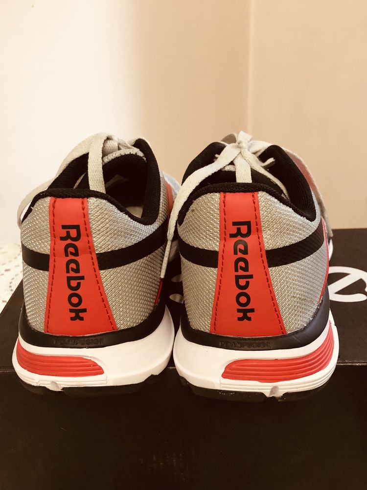 Новые Reebok-40 размер